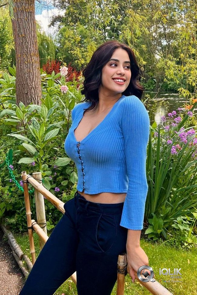 Janhvi-Kapoor